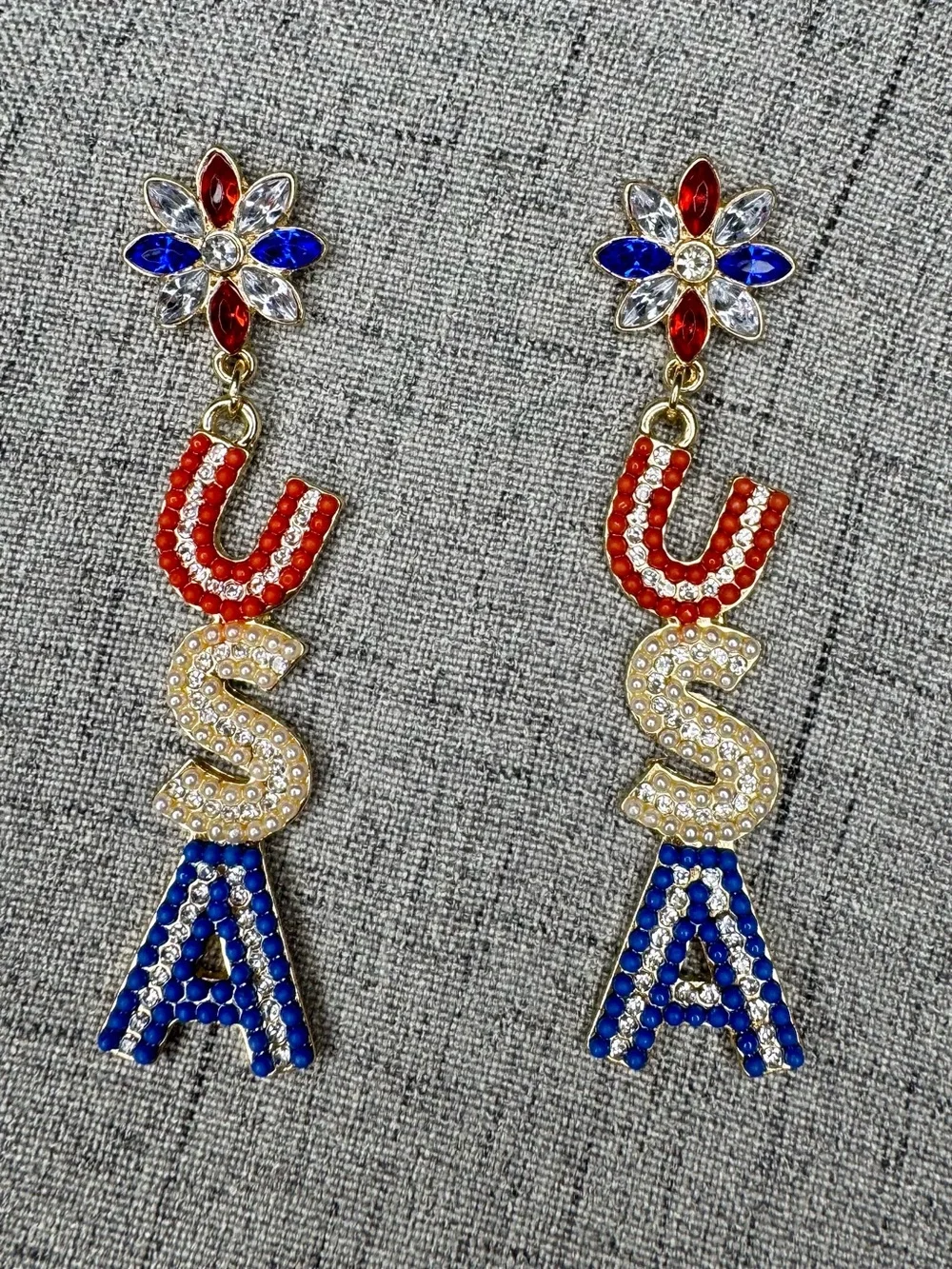 Patriotic USA Rhinestone Beaded Dangle Earrings Red White Blue July 4th NWT